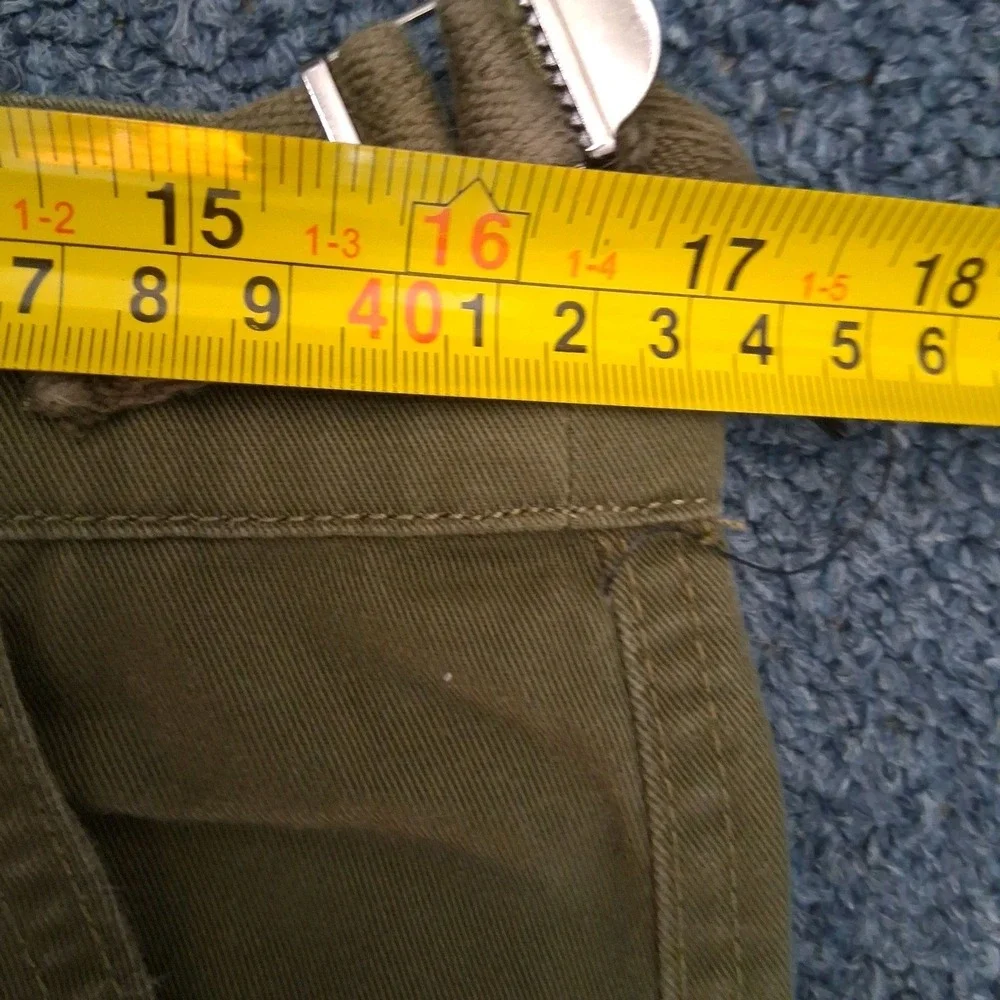 Empyre Green Cargo Pants Mens 32 X 30 Side Buckle Drawstring Hem Utility Cropped